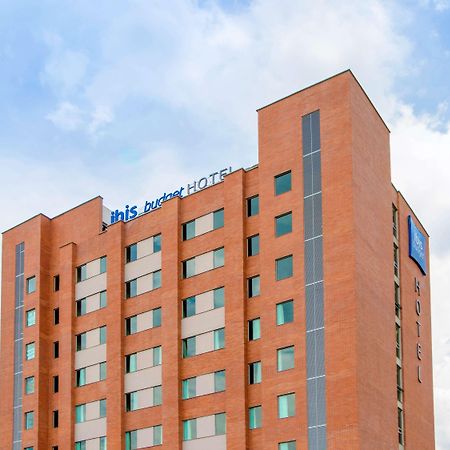 Ibis Budget Itagui Otel Medellín Dış mekan fotoğraf