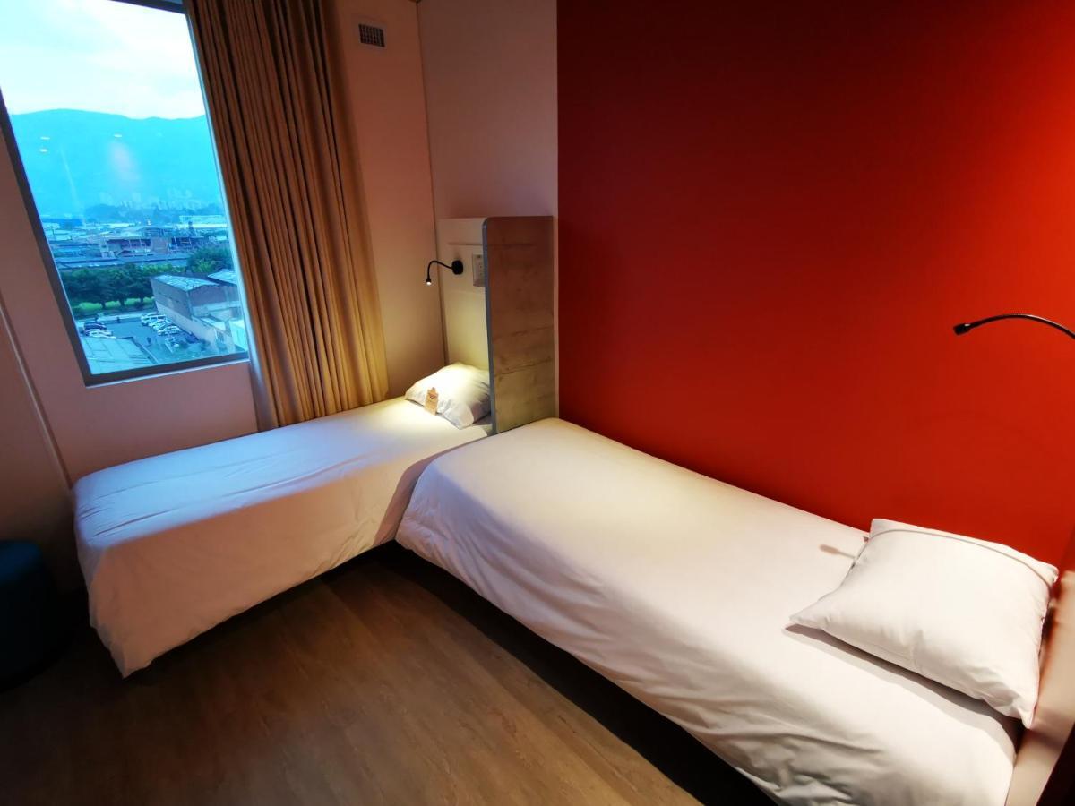 Ibis Budget Itagui Otel Medellín Dış mekan fotoğraf